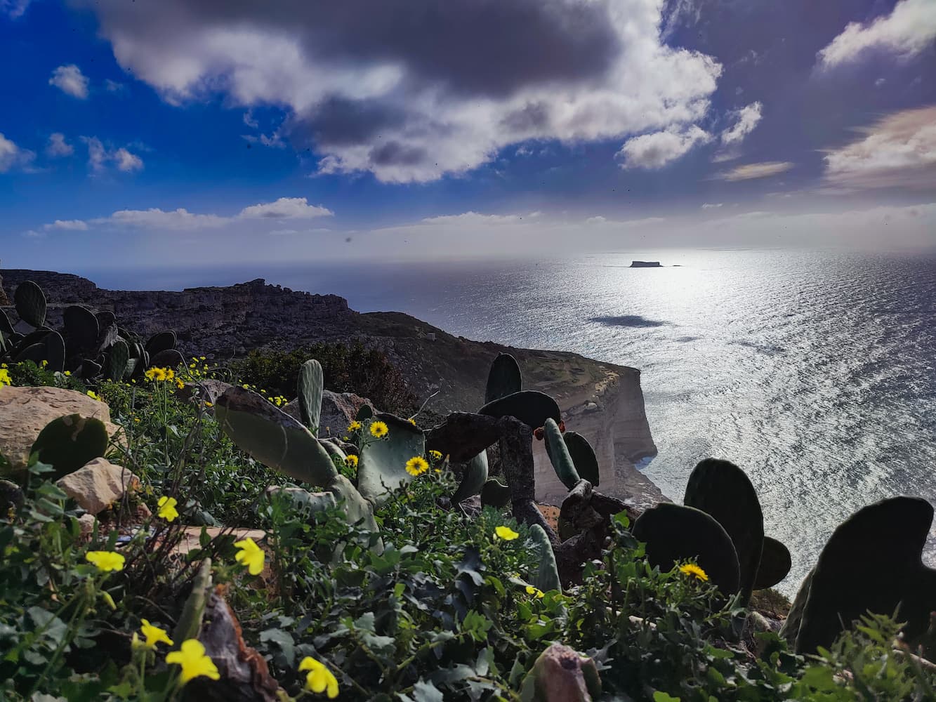 Dingli Cliffs a Malta, escursione fino alle Blue Grotto