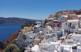 Weekend a Santorini, la perfetta fuga romantica