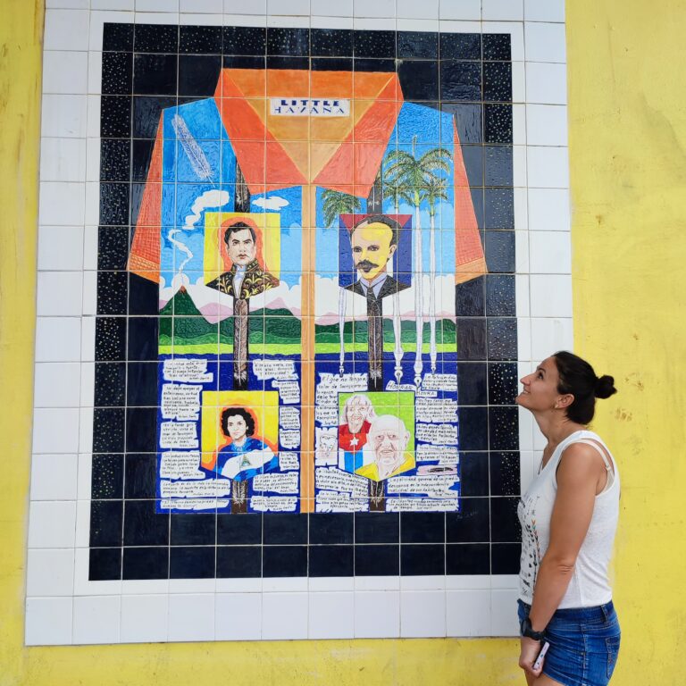 foto murales a little Havana