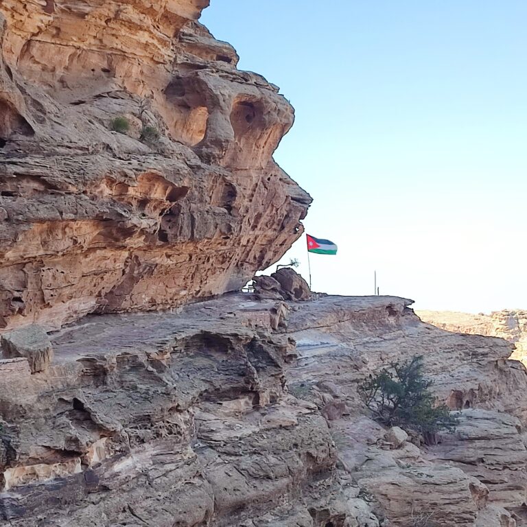 trekking da Piccola Petra a Petra