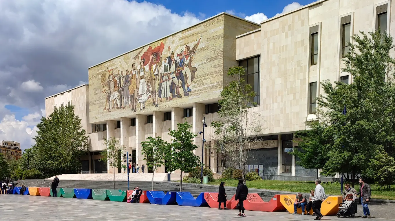 Cosa vedere a Tirana in un giorno, il museo nazionale