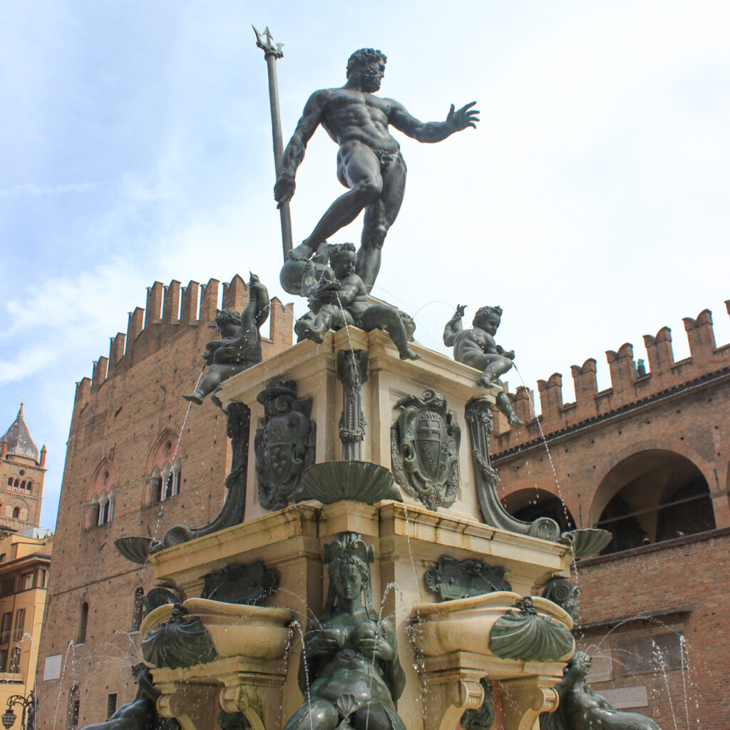 La statua del Nettuno a Bologna