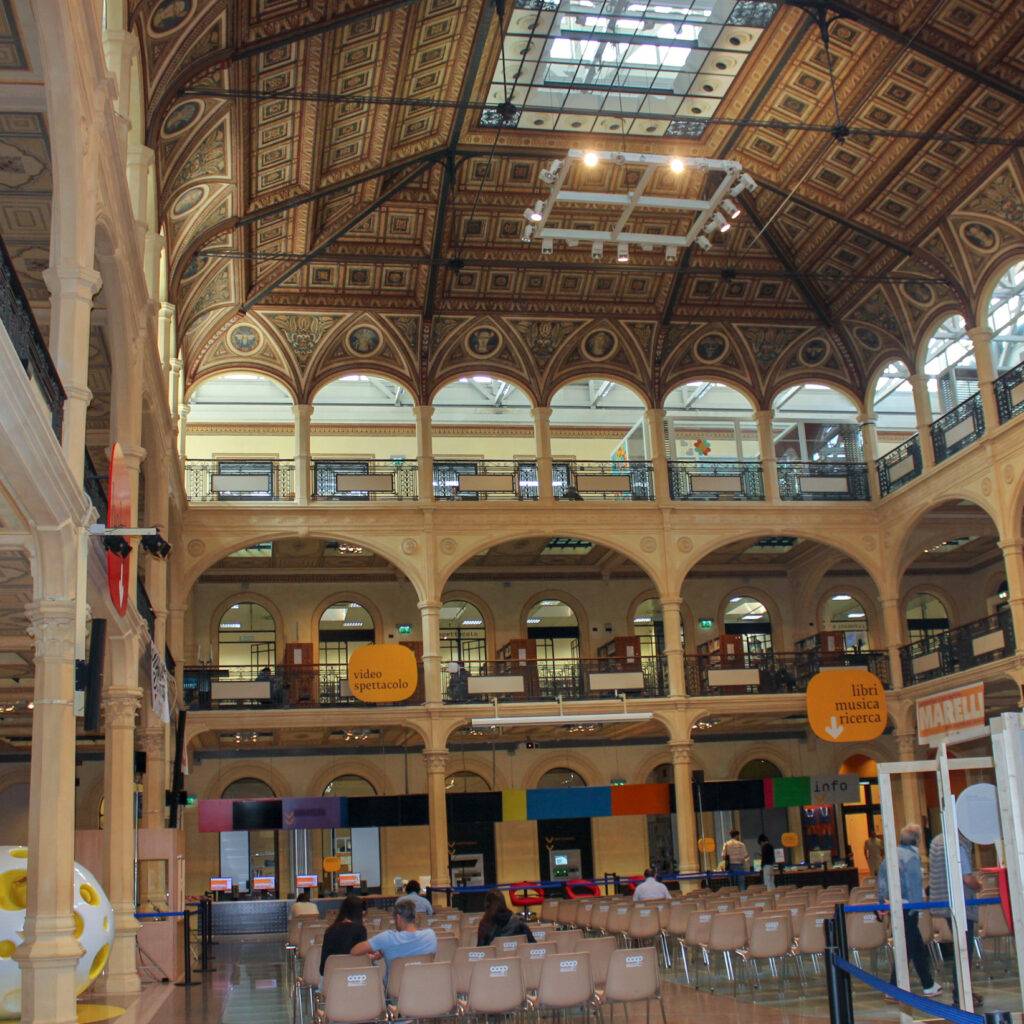 La sala borsa di Bologna