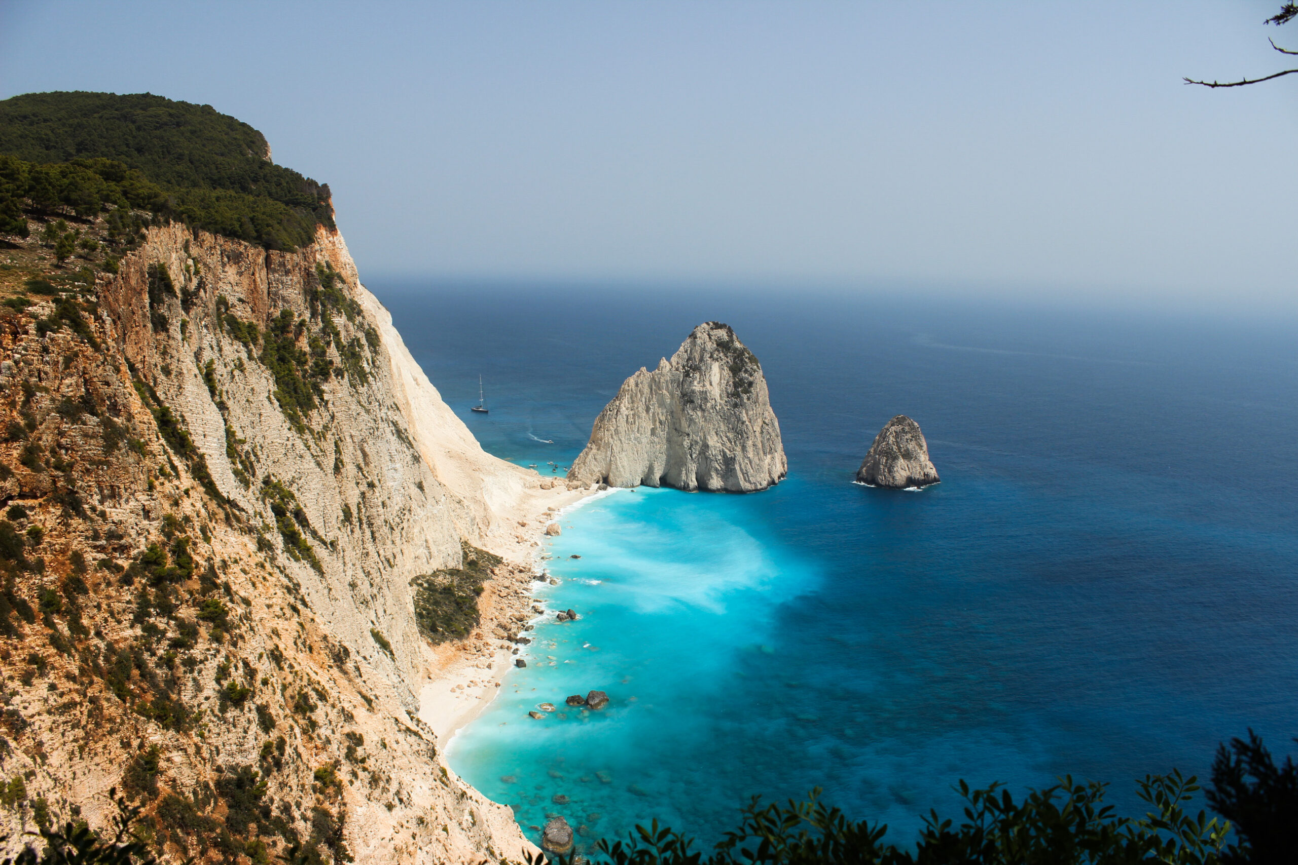 Top 5 spiagge piu' belle di Zante, Faraglioni di Keri, Myzithres