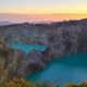 Vulcano Kelimutu a Flores e i suoi sorprendenti laghi tricolore, Indonesia