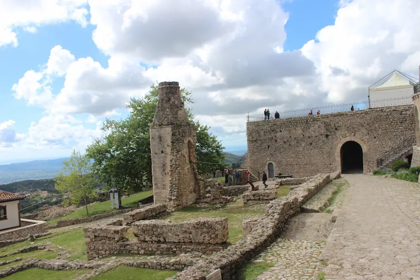 Kruja Cosa vedere in Albania